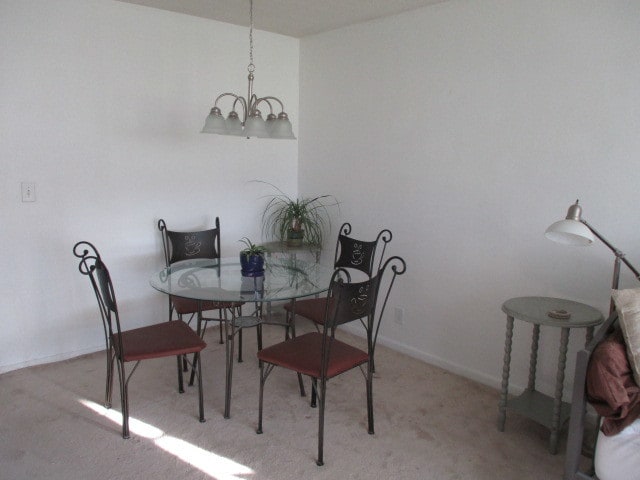 Building Photo - 2851 E Golf Blvd