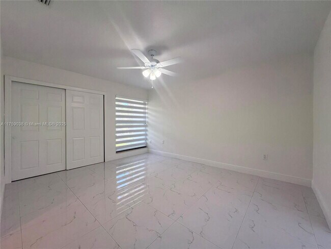 Building Photo - 8735 SW 54th Terrace