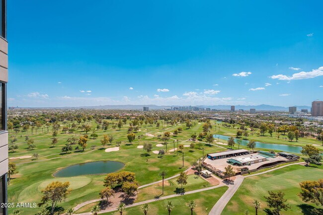 Building Photo - 1040 E Osborn Rd