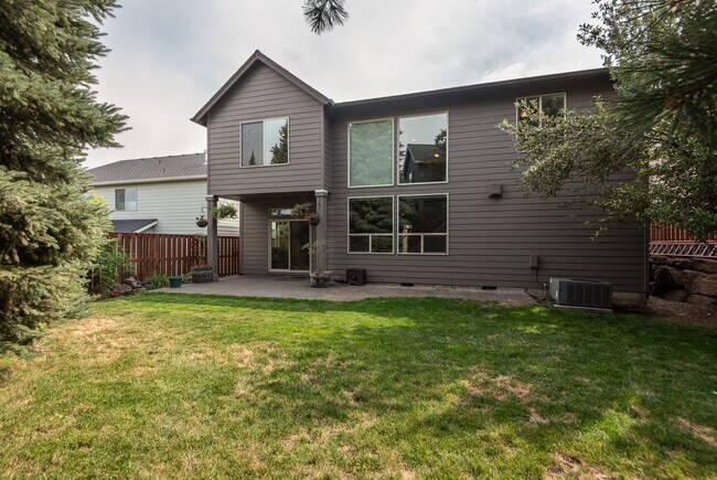 Building Photo - 4-Bedroom Home Near Pine Nursery Park Smart Upgrades & Spacious Yard