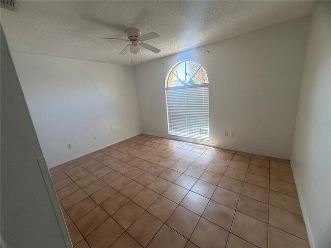 Building Photo - 3141 Arrow Dr