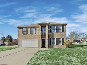 Building Photo - 2148 Spring Hill Cir