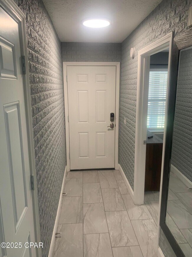 Building Photo - 225 Coquina Shell Wy