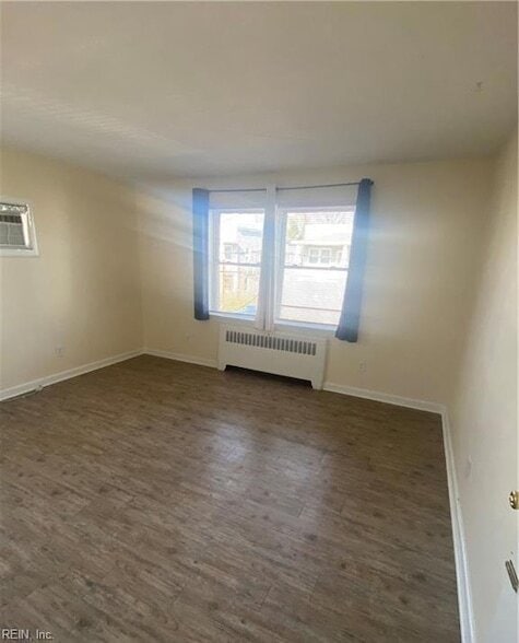 Building Photo - 825 Harrington Ave