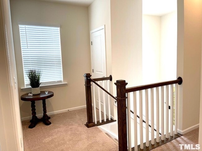 Building Photo - 1116 Finch Ct