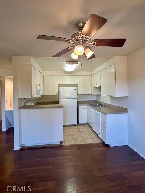 Building Photo - 5821 Sylmar Ave