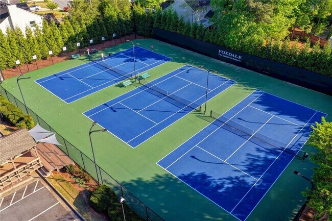 Building Photo - 6535 Ganton Dr