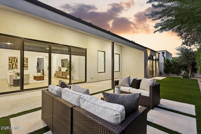 Building Photo - 6323 N 10th Dr