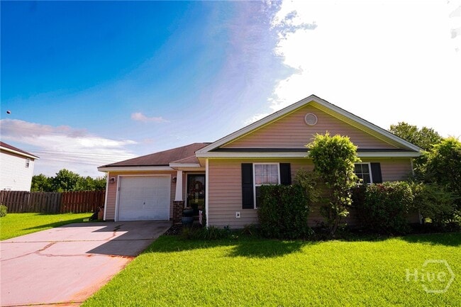Building Photo - 170 Willow Oak Dr