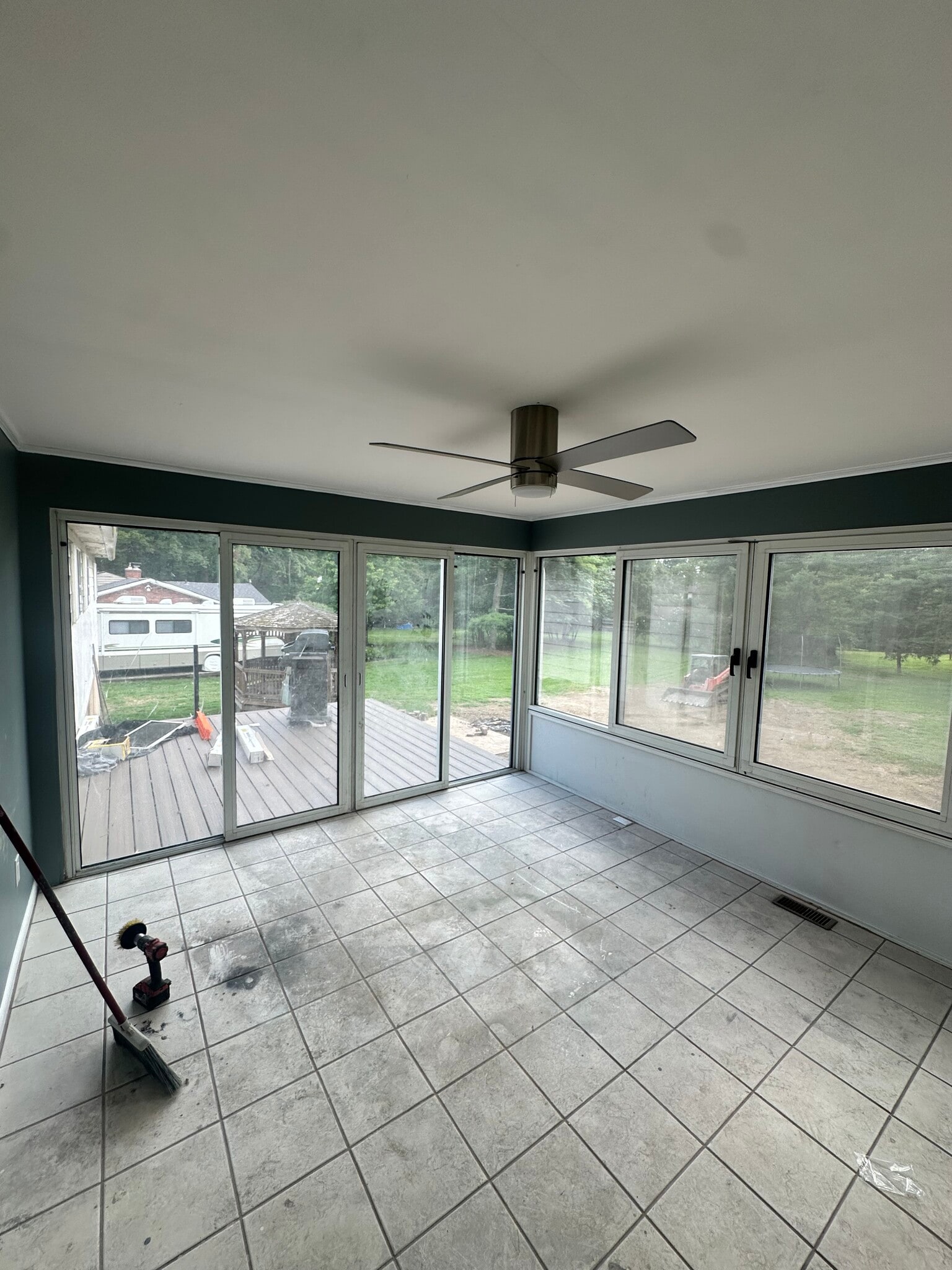 Building Photo - 9149 Wintergreen Dr