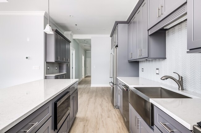 Interior Photo - 7652 Madison Street