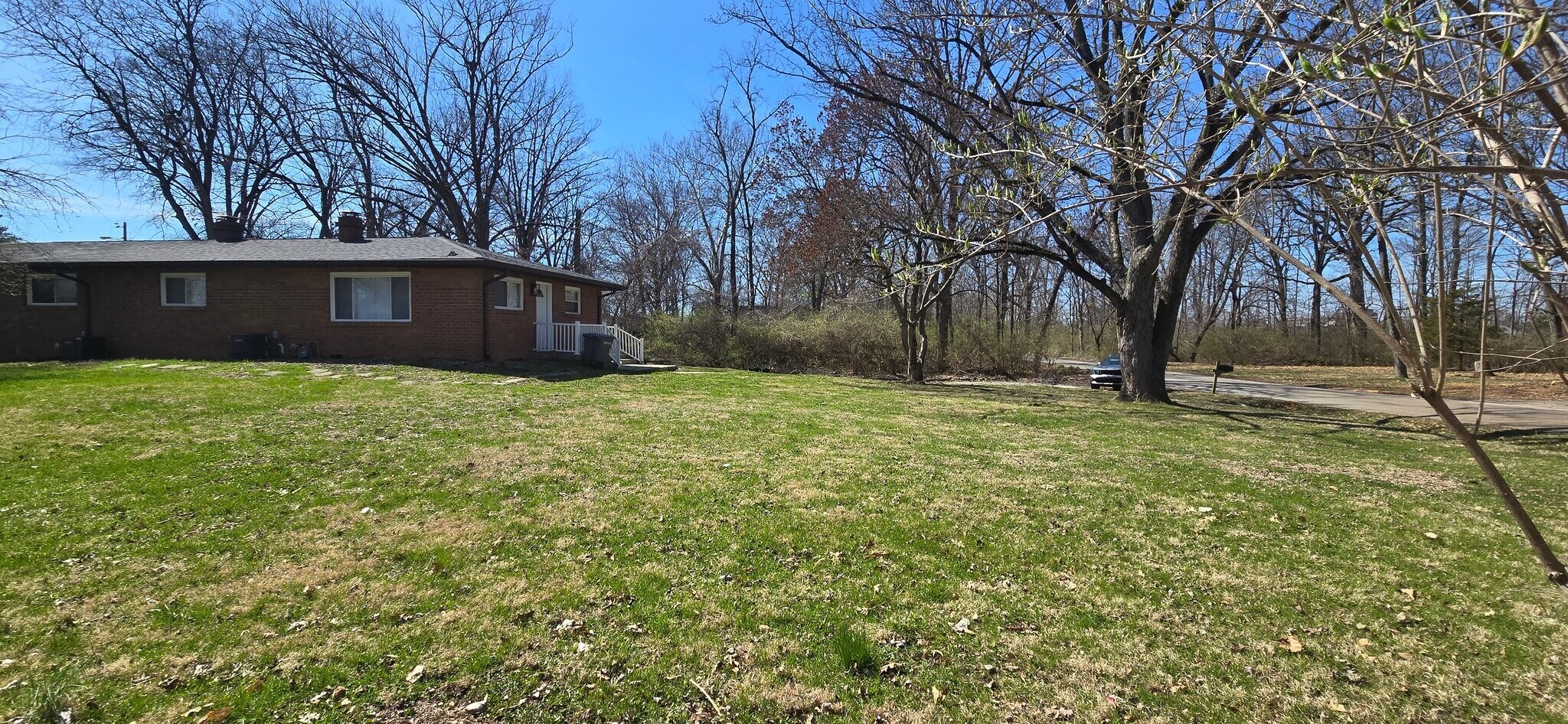 Building Photo - 7161 E Pleasant Run Pkwy S Dr