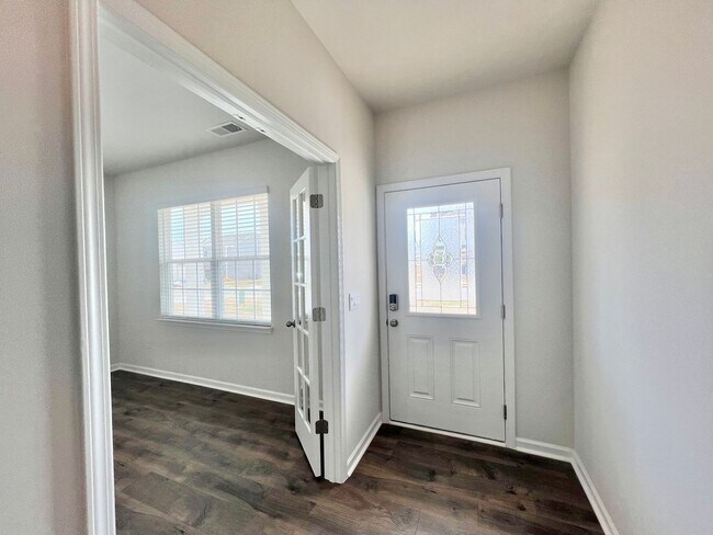 Building Photo - **OFFERING REFUNDABLE APPLICATION FEES** Recently Built 4BD, 2.5BA Fuquay-Varina Home in an HOA C...