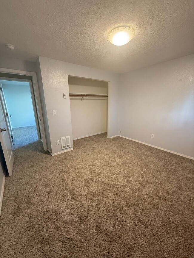 Building Photo - Updated 3+ Bedroom 2 Bath House with Large Fenced In Yard