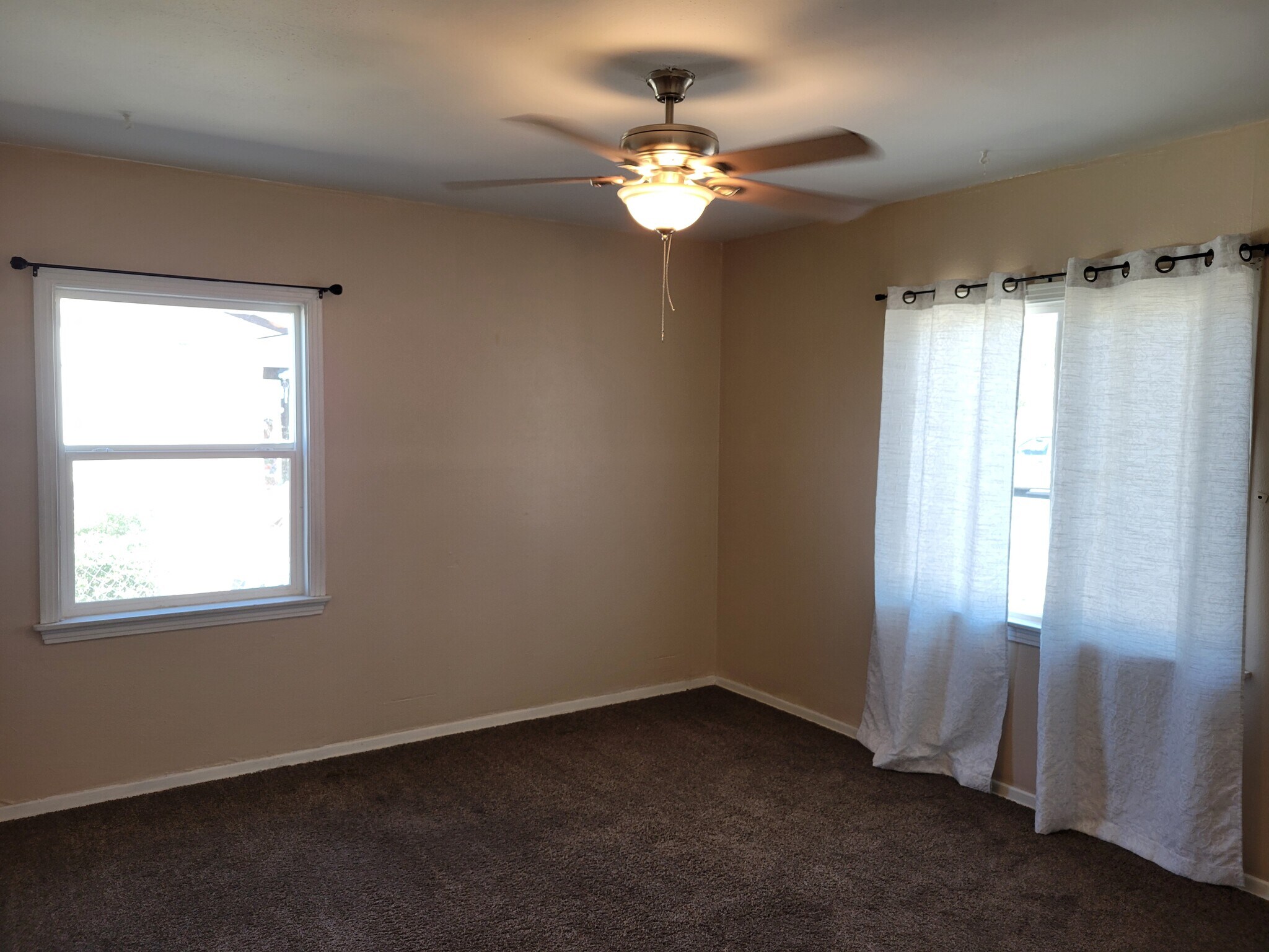 Building Photo - 5028 Haynesworth Ave
