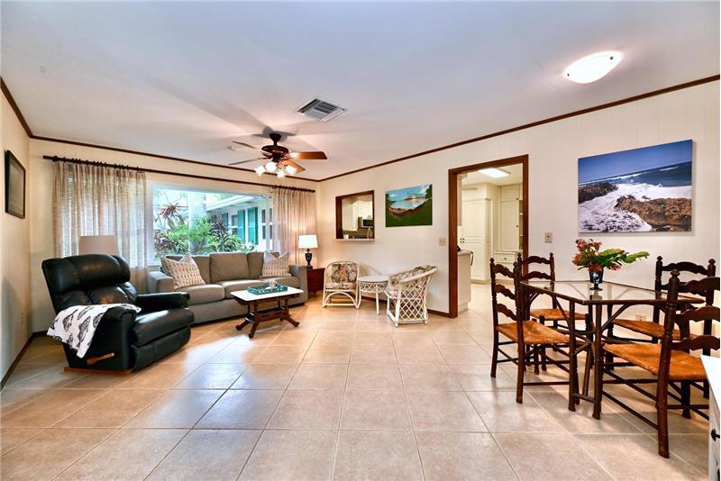 Building Photo - 129 Alhambra Pl