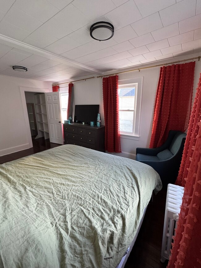 Building Photo - 3 Winfield St