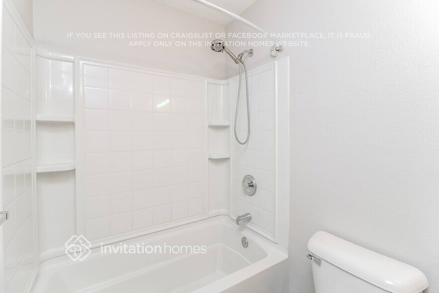 Building Photo - 1412 Krista Dr