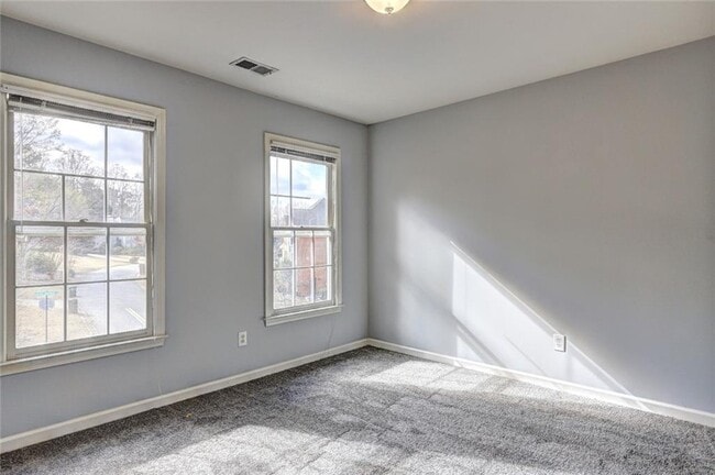 Building Photo - 980 Laurel Springs Ln SW