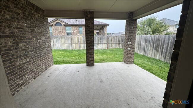 Building Photo - 406 Stonewall Ridge