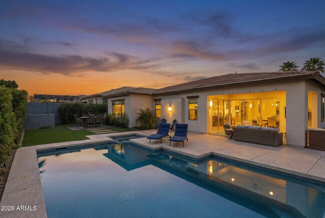 Building Photo - 4416 E Roy Rogers Rd