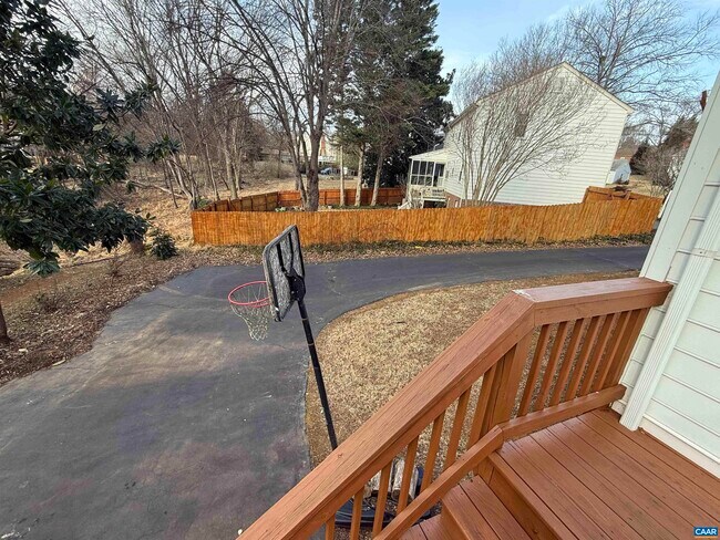 Building Photo - 1664 Redington Ln