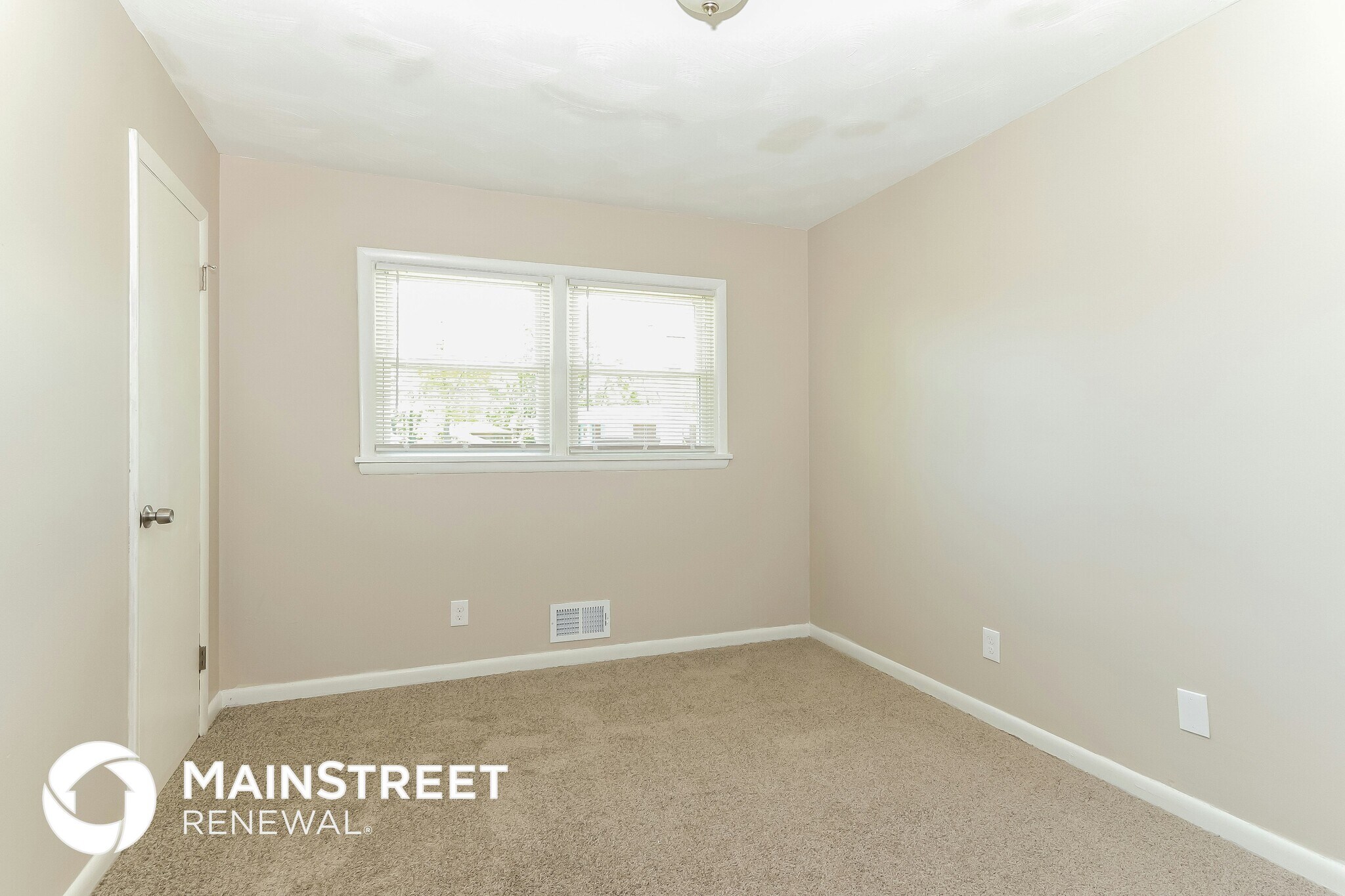 Building Photo - 303 Elk River Dr