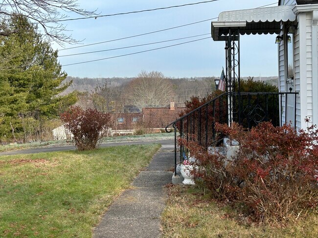Building Photo - 34 Rose Hill Rd