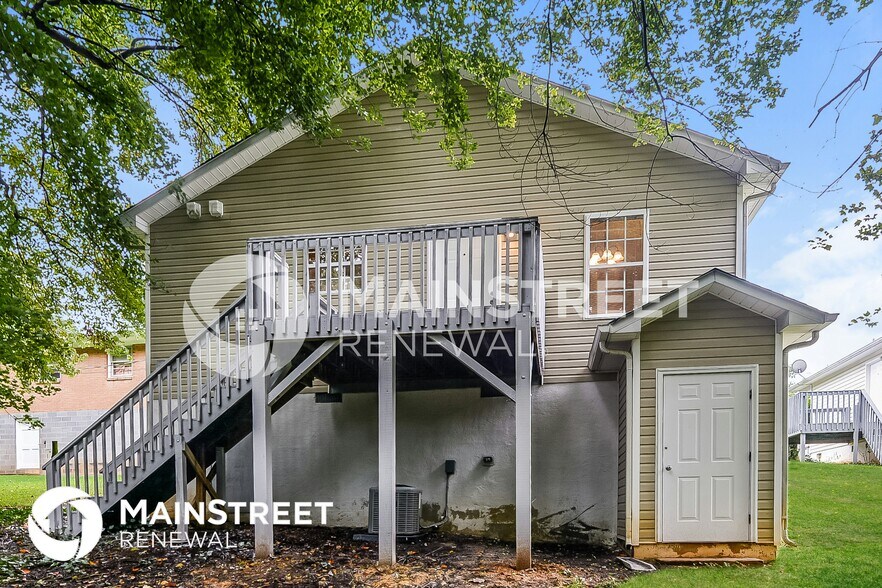 Building Photo - 1155 Conley St