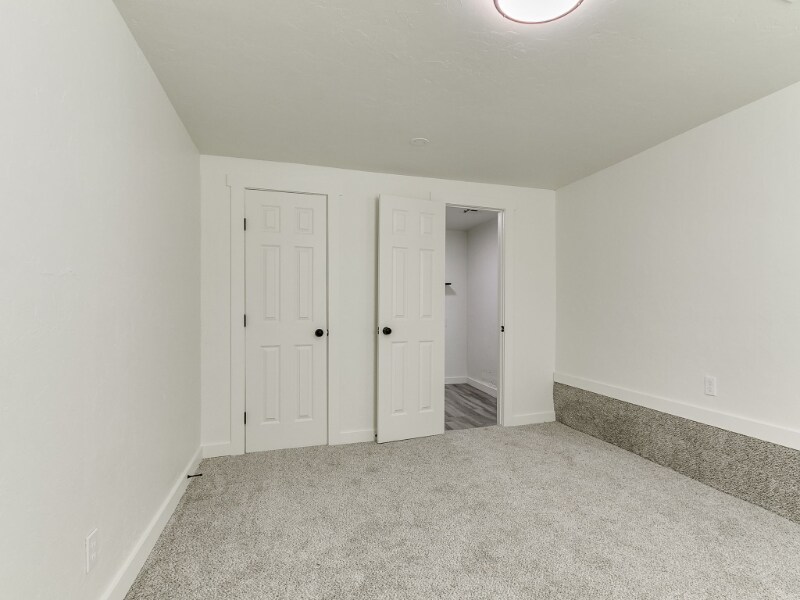 Building Photo - 1001 NW 98th St