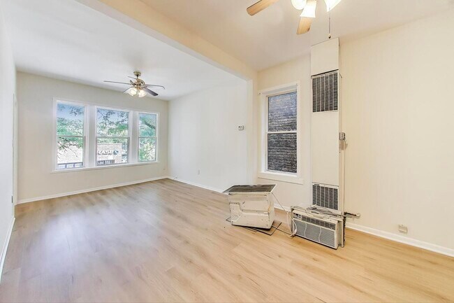 Building Photo - 1131 W Taylor St