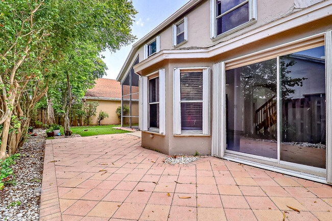 Building Photo - 9401 Aegean Dr