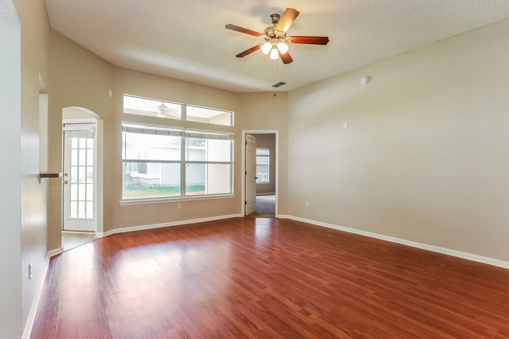 Building Photo - 8059 Carisbrook Ct