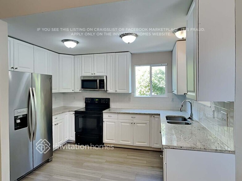 Building Photo - 4107 S Lewiston Cir