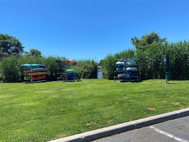 Building Photo - 246 Fair Harbor Dr