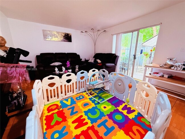 Building Photo - 2243 NW 135th Terrace