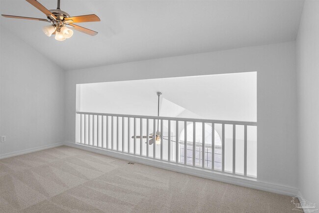 Building Photo - 1356 Redwood Ln