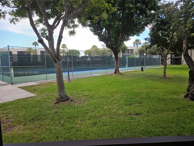 Building Photo - 8005 SW 107th Ave