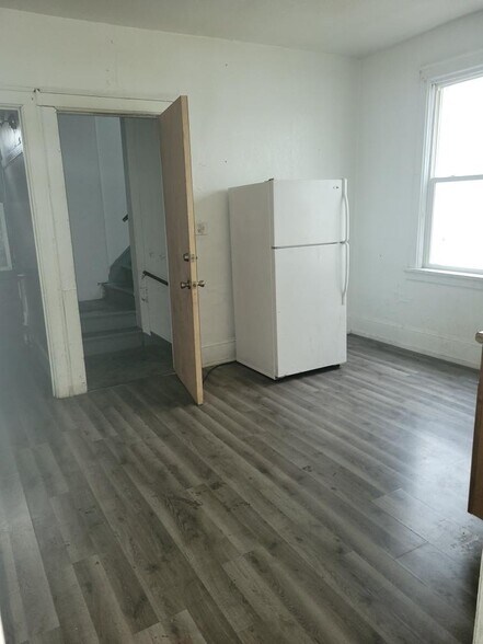 Building Photo - 2769 N 27th St