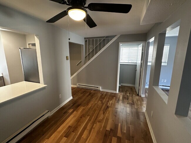 Building Photo - "Charming 2-Bed Retreat with Hardwood Floors in Golden, CO!"