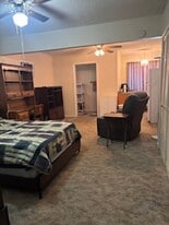 Building Photo - 12443 Wandering Trl