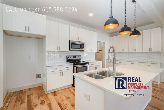 Building Photo - 5317 Indiana Ave