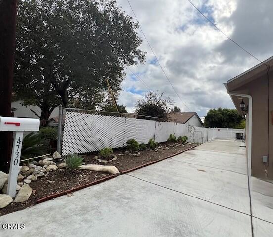 Building Photo - 4730 Rosemont Ave