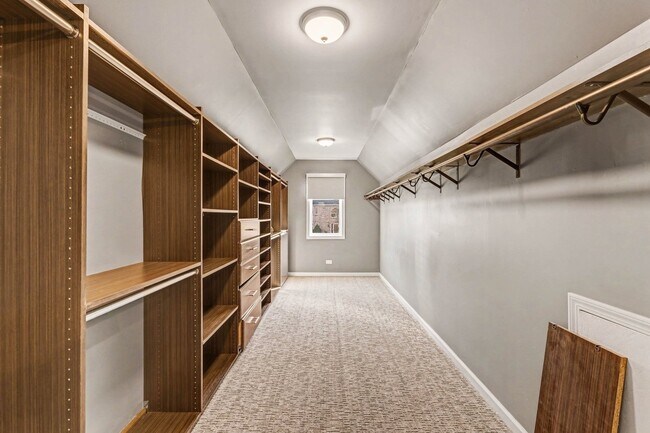 Building Photo - 841 Turnbridge Cir