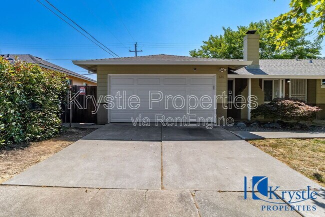 Building Photo - 126 Lain Dr
