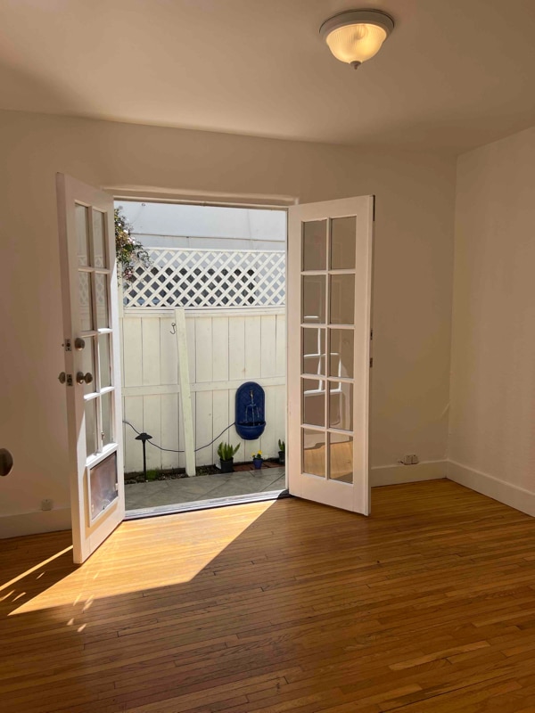 Building Photo - 3106 Broadway