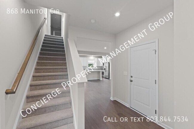 Building Photo - 868 Manitou Cir