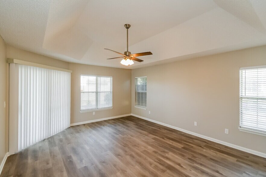 Building Photo - 3948 Heavenside Ct