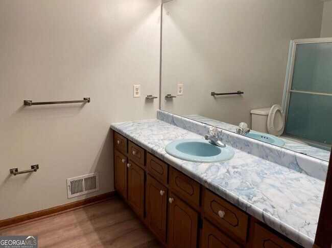 Building Photo - 119 Sawnee Dr