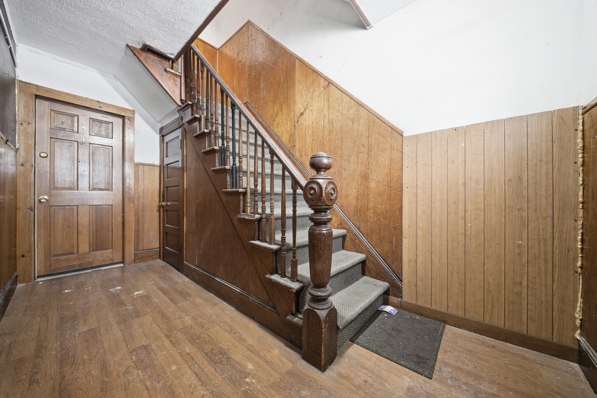 Building Photo - 367 Spruce St